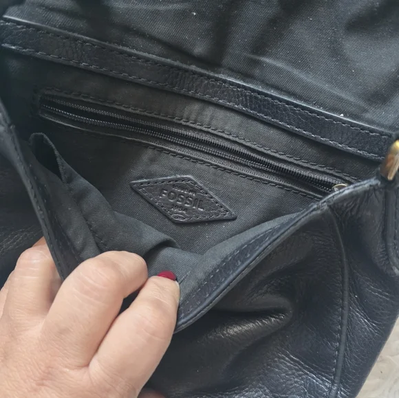 Fossil Emi Tassel Eegant Black Leather Shoulder Bag - Picture 5 of 7